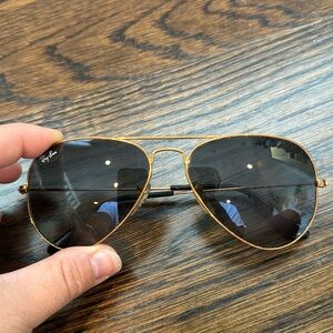Small Aviator Raybans